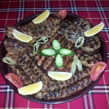 Chinarite בית הארחה